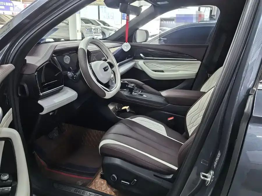 Geely Monjaro Xingyue L 2024 2.0TD High Power Automatic 2WD Yunqi Edition 2024 — миниатюра 4