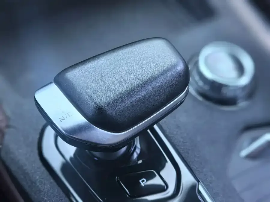 Geely Monjaro Xingyue L 2021 2.0TD DCT EVO 2WD Premium Edition 2022 — миниатюра 4