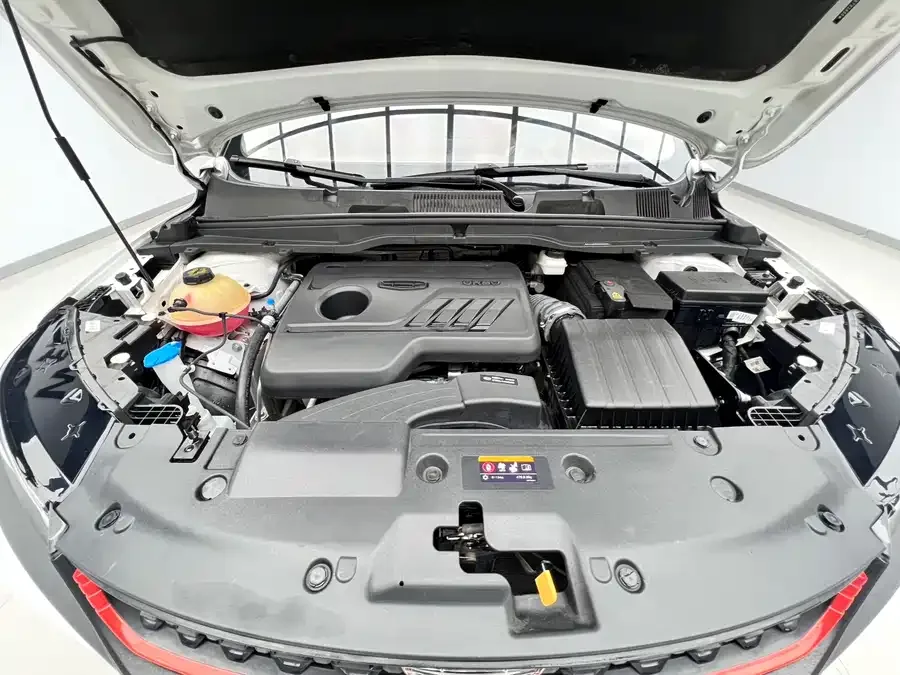 Geely Coolray SX11 Binyue 2021 1.4T DCT Diamond Edition 2022 — миниатюра 5