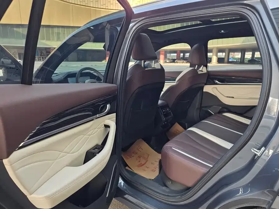 Geely Monjaro Xingyue L 2024 2.0TD High Power Automatic 2WD Yunqi Edition 2024 — миниатюра 5