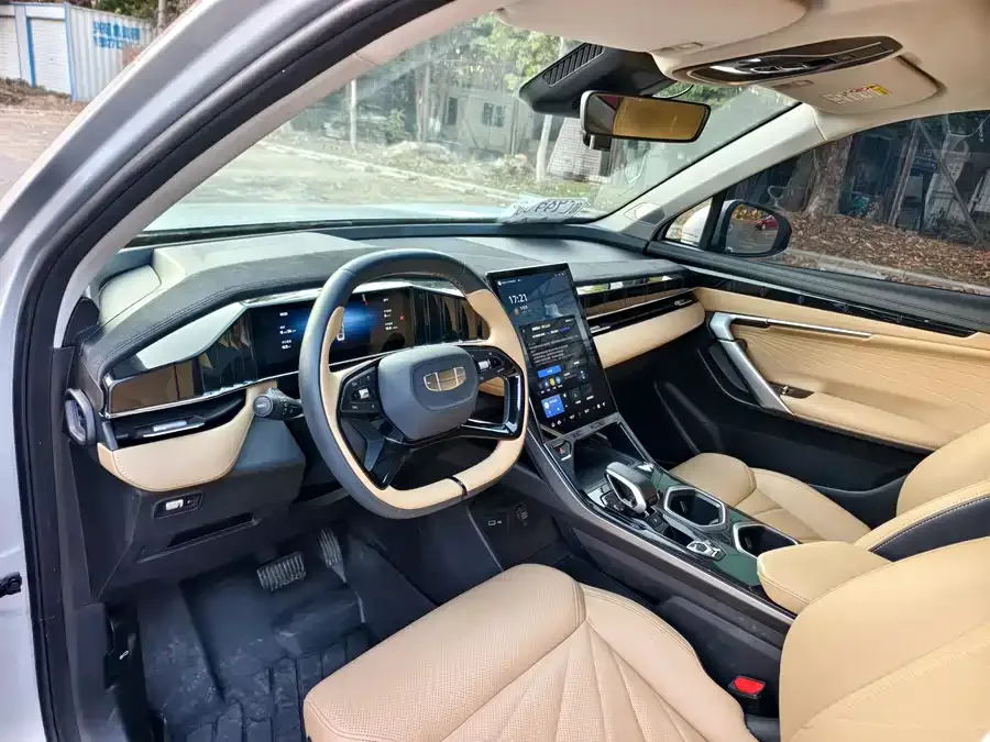 Geely Atlas L Boyue L 2023 2.0TD DCT Premium Edition 2023 — миниатюра 4