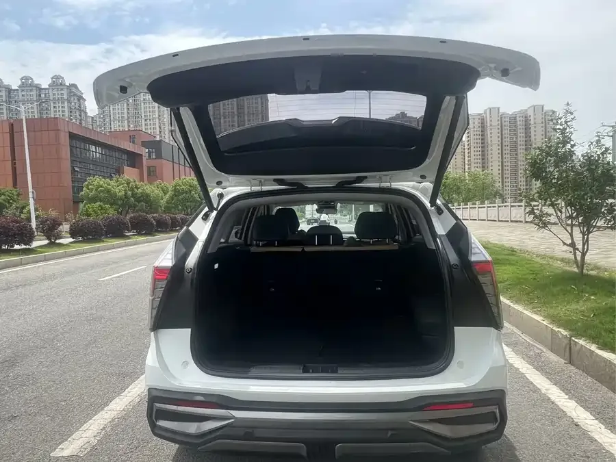 Geely Atlas L Boyue L 2023 1.5TD DCT Premium Edition 2023 — миниатюра 4