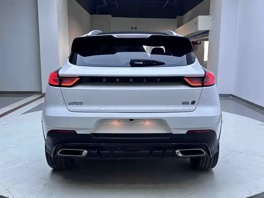 Geely Emgrand S Emgrand S 2021 1.4T CVT Premium Edition 2022 — миниатюра 2