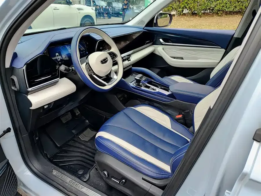 Geely Monjaro Xingyue L 2022 1.5T Thor HiF Hybrid Edition Super Fast 2022 — миниатюра 4