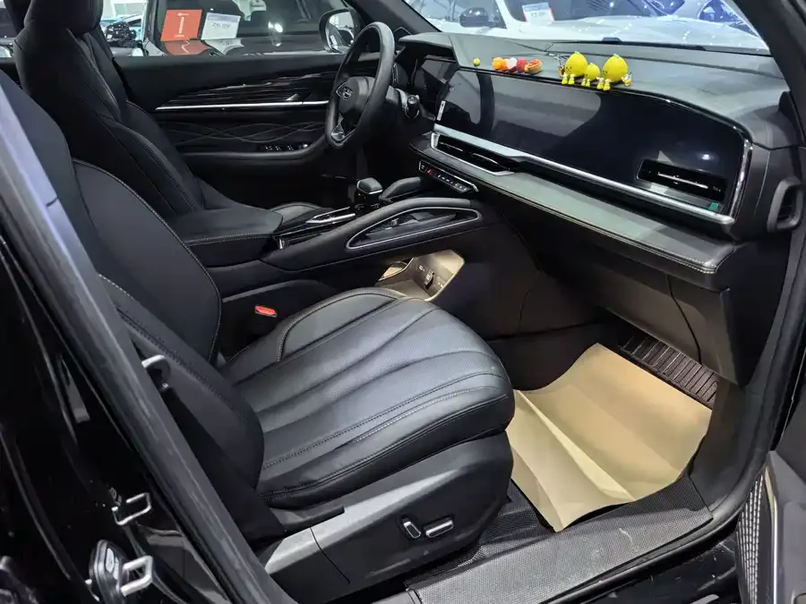 Geely Monjaro Xingyue L 2024 2.0TD DCT EVO 2WD Changfeng Edition 2025 — миниатюра 5