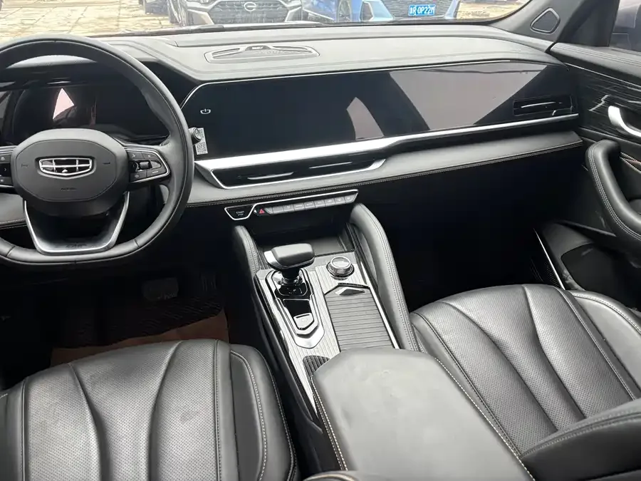 Geely Monjaro Xingyue L 2024 2.0TD High Power Automatic 2WD Yunqi Edition 2024 — миниатюра 2