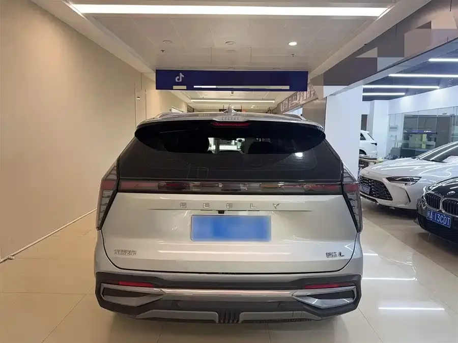 Geely Atlas L Boyue L 2023 1.5TD DCT Premium Edition 2023 — миниатюра 2