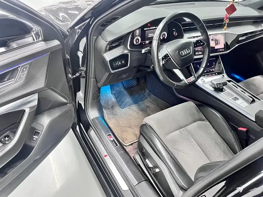 Audi A6L 2023 45 TFSI quattro premium dynamic model 2023 — миниатюра 2