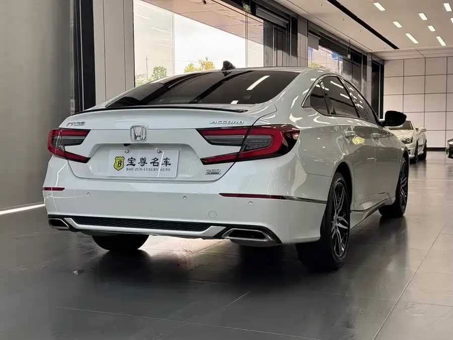 Honda Accord 2022 Accord 260TURBO Fantasy Night Premium Edition 2022 — миниатюра 2