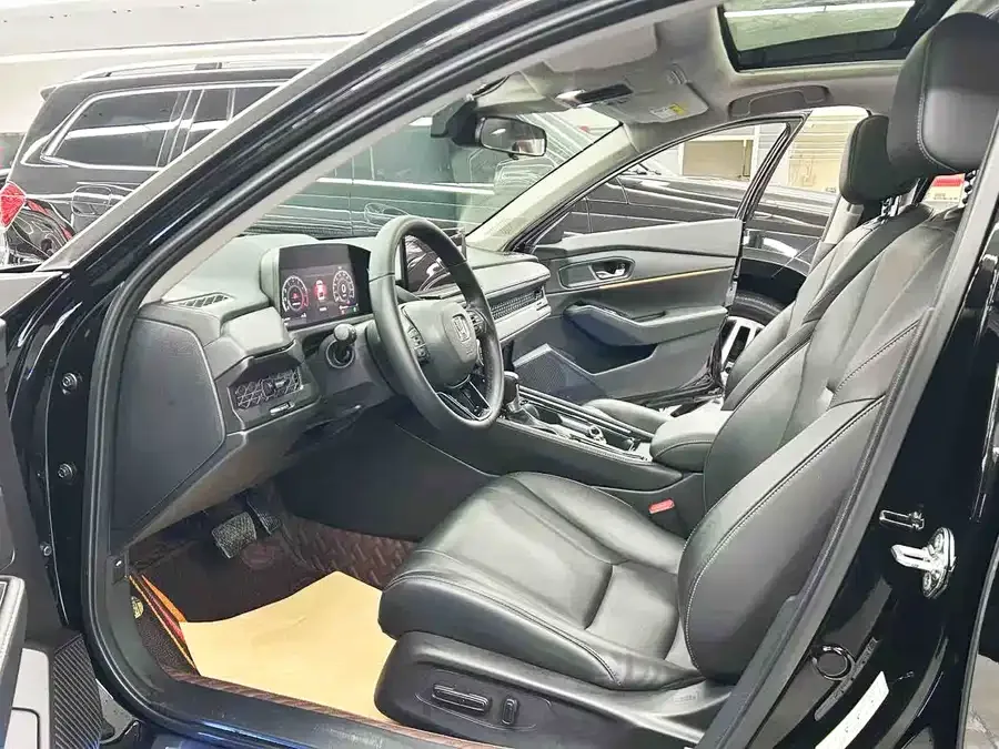Honda Accord Accord 2023 260TURBO Smart Edition 2023 — миниатюра 4