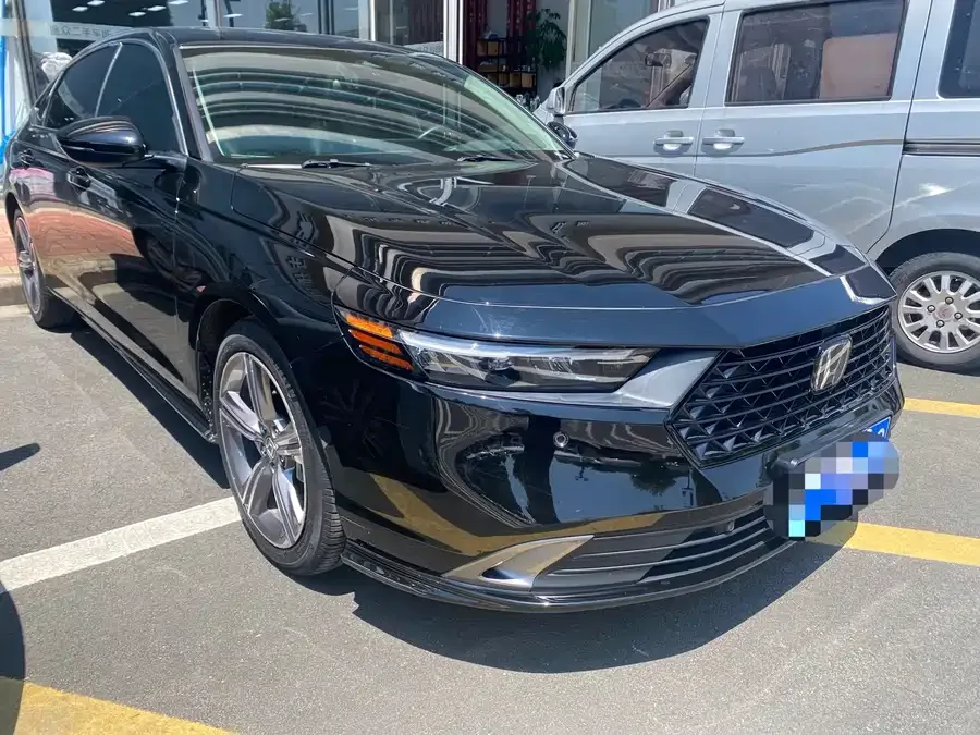 Honda Accord Accord 2024 260TURBO Luxury Edition 2024 — миниатюра 3