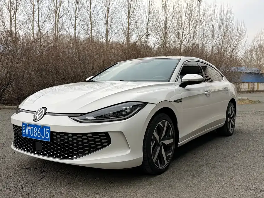 Volkswagen Lamando 2023 Lingdu Lingdu L 280TSI DSG Cool Edition 2023 — фото 1, купить с доставкой в Москву