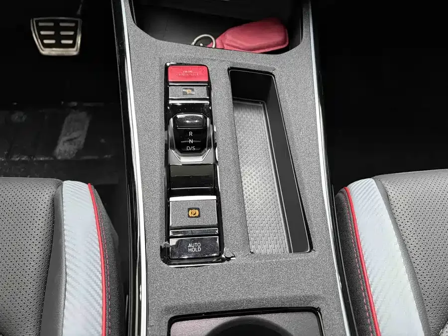 Volkswagen Lamando 2024 Lingdu Lingdu L 280TSI DSG Cool Edition 2024 — миниатюра 5
