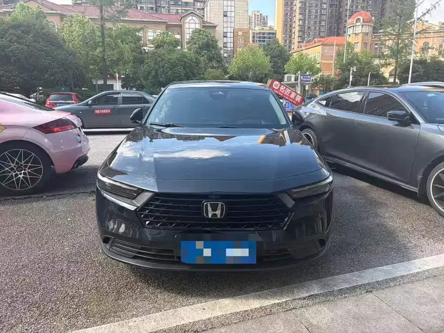 Honda Accord Accord 2025 260TURBO Luxury Edition 2025 — миниатюра 2