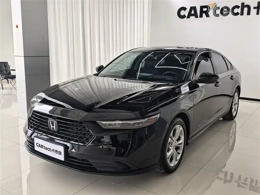 Honda Accord Accord 2023 260TURBO Smart Edition 2023 — фото 1, купить с доставкой в Москву