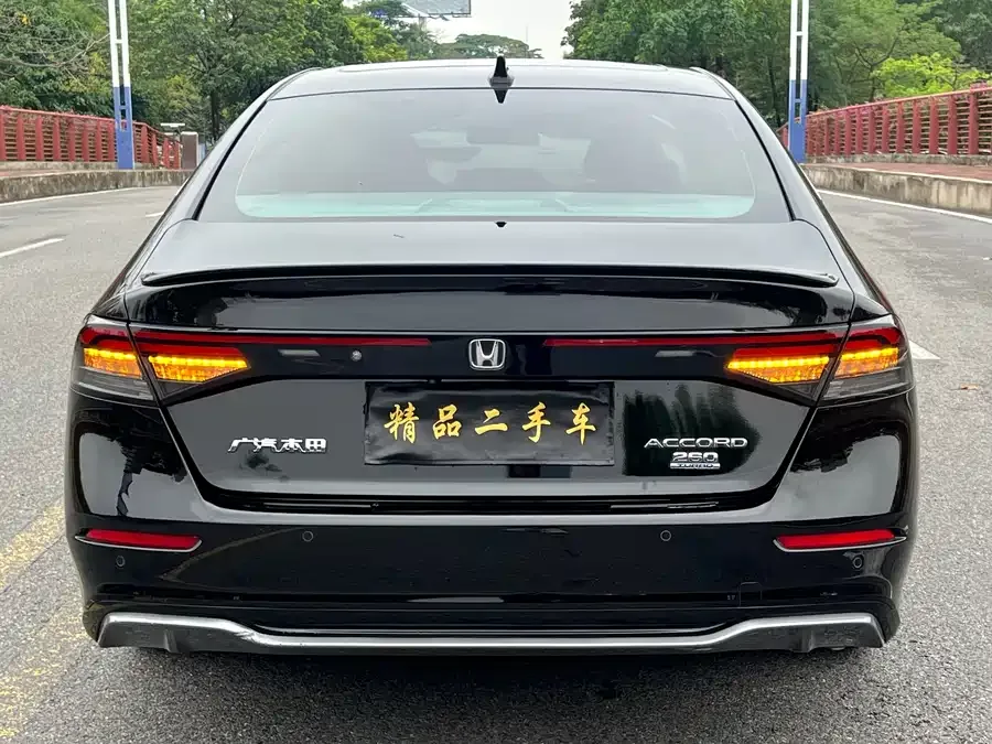 Honda Accord Accord 2023 260TURBO Excellence Edition 2024 — миниатюра 2