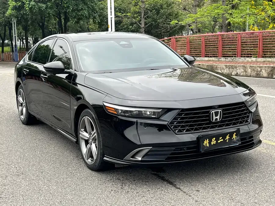 Honda Accord Accord 2023 260TURBO Excellence Edition 2024 — миниатюра 3