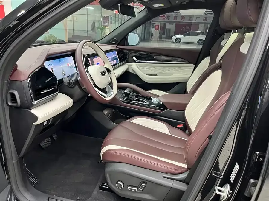 Geely Monjaro Xingyue L 2021 2.0TD High-power Automatic 4WD Flagship Model 2024 — миниатюра 5