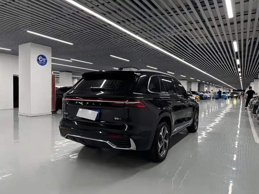 Geely Monjaro Xingyue L 2024 2.0TD DCT EVO 2WD Luxury Edition 2024 — миниатюра 5