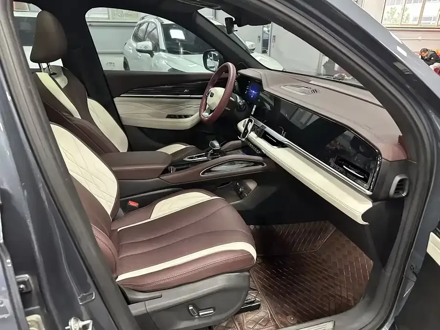 Geely Monjaro Xingyue L 2024 2.0TD High Power Automatic 2WD Yunqi Edition 2024 — миниатюра 4