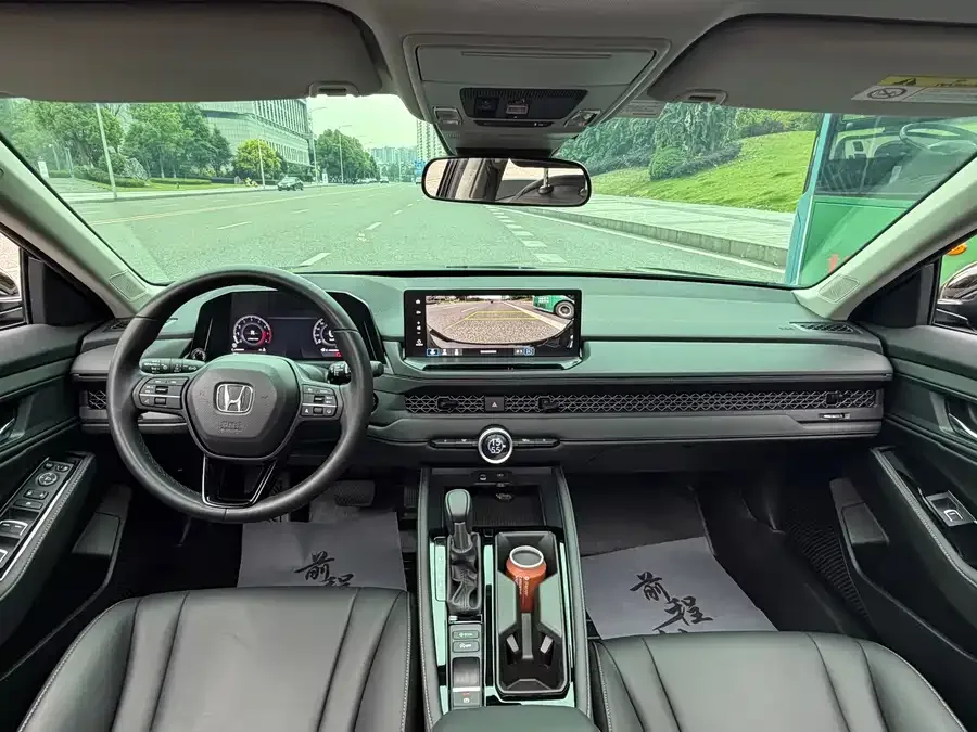 Honda Accord Accord 2024 260TURBO Luxury Edition 2023 — миниатюра 5