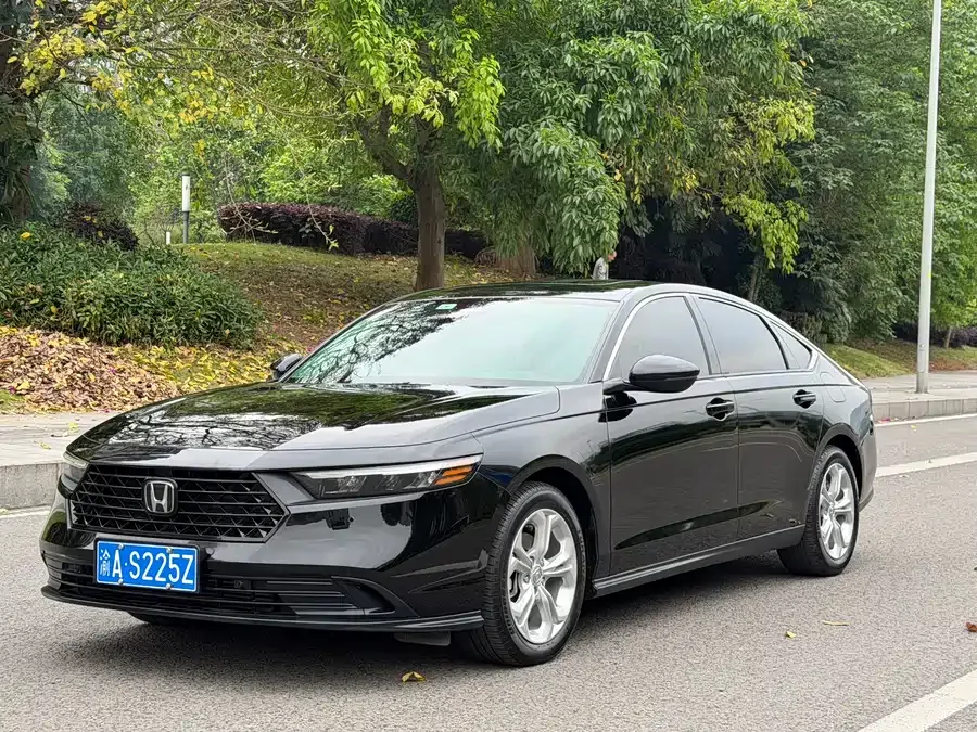 Honda Accord Accord 2024 260TURBO Luxury Edition 2023 — фото 1, купить с доставкой в Москву