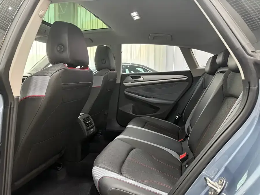 Volkswagen Lamando 2022 Lingdu Lingdu L 280TSI DSG Cool Edition 2023 — миниатюра 5