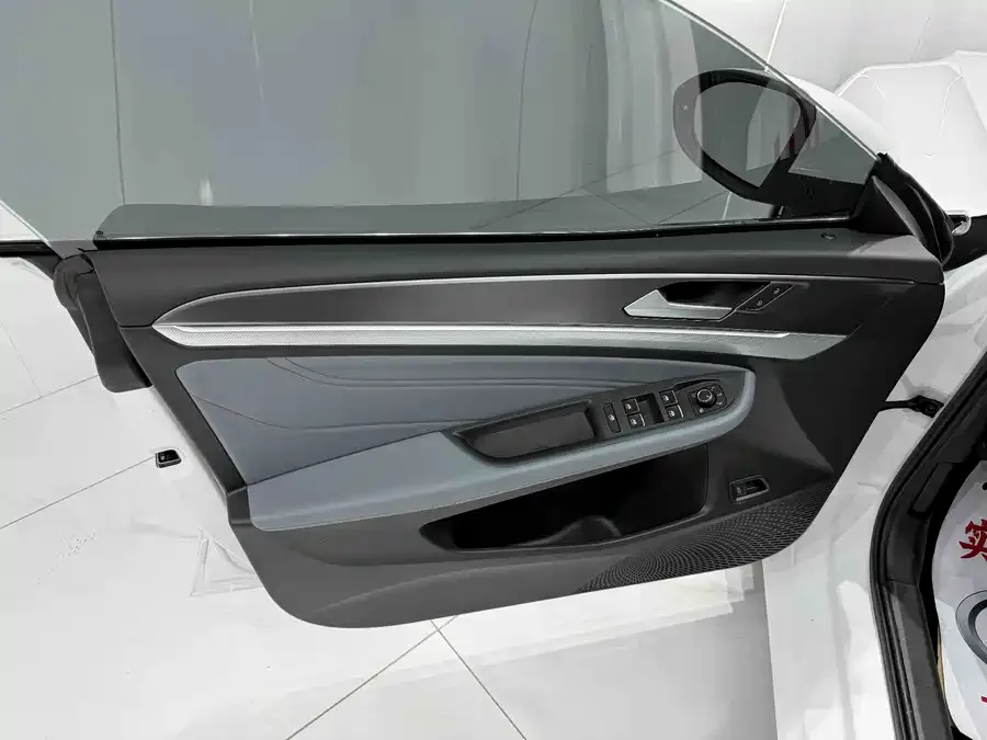 Volkswagen Lamando 2023 Lingdu Lingdu L 280TSI DSG Cool Edition 2023 — миниатюра 4