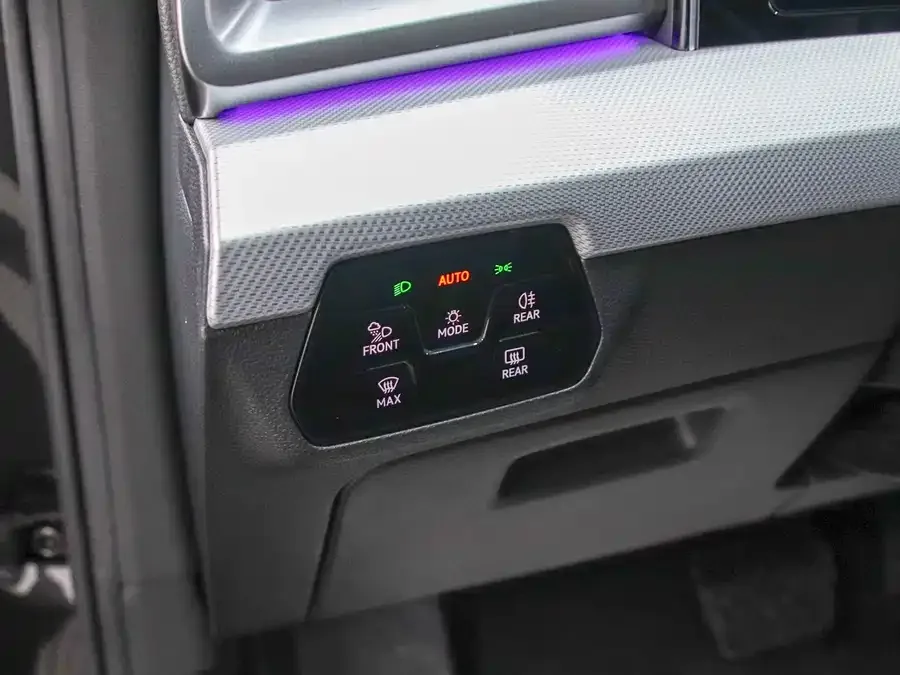 Volkswagen Lamando 2023 Lingdu Lingdu L 280TSI DSG Cool Edition 2023 — миниатюра 4