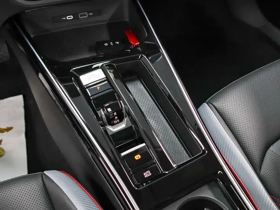 Volkswagen Lamando 2023 Lingdu Lingdu L 280TSI DSG Cool Edition 2023 — миниатюра 5