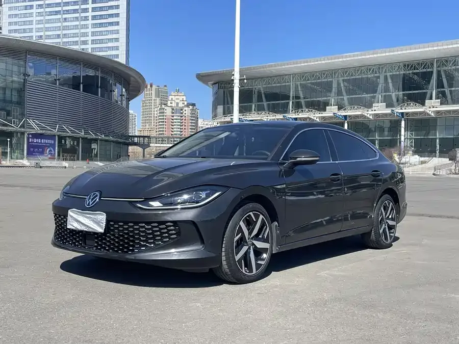 Volkswagen Lamando 2022 Lingdu Lingdu L 280TSI DSG Cool Edition 2023 — фото 1, купить с доставкой в Москву