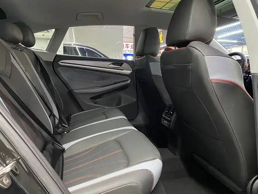 Volkswagen Lamando 2023 Lingdu Lingdu L 280TSI DSG Cool Edition 2023 — миниатюра 5