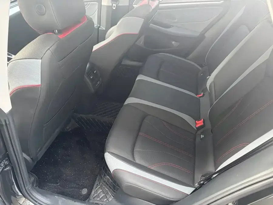 Volkswagen Lamando 2023 Lingdu Lingdu L 280TSI DSG Cool Edition 2023 — миниатюра 4