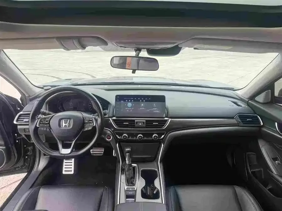 Honda Accord 2022 Accord 260TURBO Fantasy Night Premium Edition 2022 — миниатюра 2