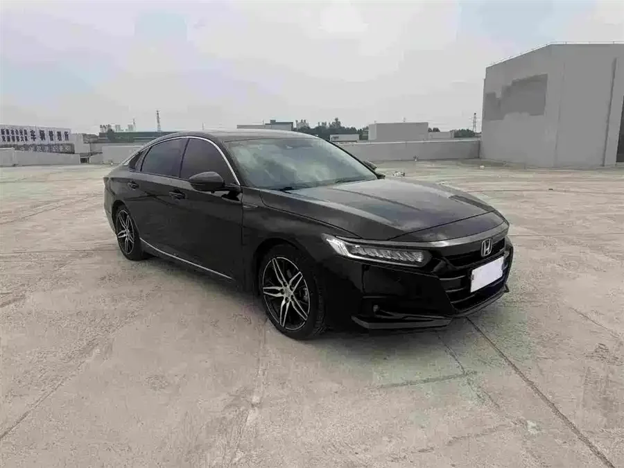 Honda Accord 2022 Accord 260TURBO Fantasy Night Premium Edition 2022 — миниатюра 3