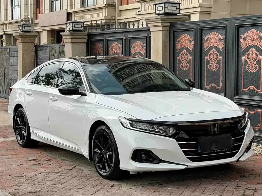 Honda Accord Accord 2022 260TURBO Deluxe Edition 2022 — миниатюра 3