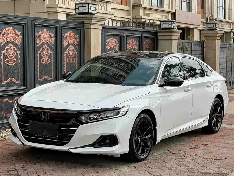 Honda Accord Accord 2022 260TURBO Deluxe Edition 2022 — фото 1, купить с доставкой в Москву