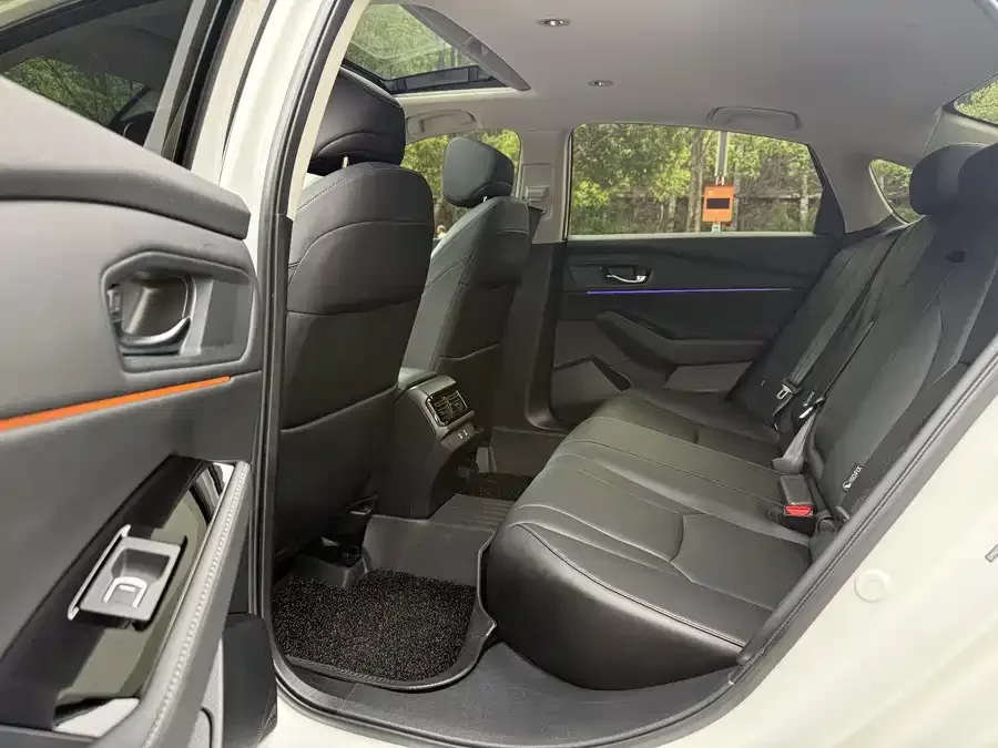 Honda Accord Accord 2023 260TURBO Smart Edition 2024 — миниатюра 5