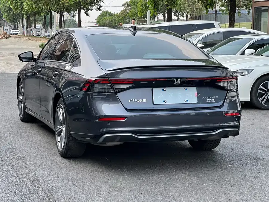 Honda Accord Accord 2023 260TURBO Excellence Edition 2024 — миниатюра 4