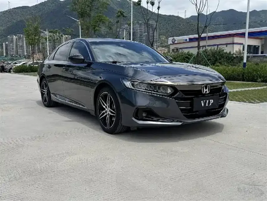 Honda Accord 2022 Accord 260TURBO Fantasy Night Premium Edition 2022 — миниатюра 3
