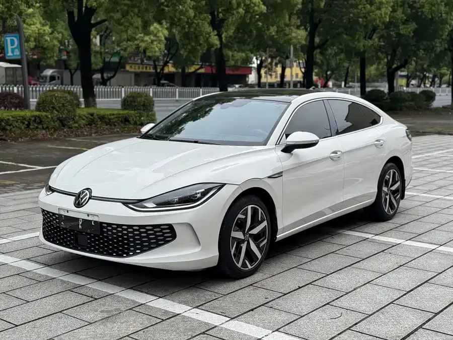 Volkswagen Lamando 2023 Lingdu Lingdu L 280TSI DSG Cool Edition 2023 — фото 1, купить с доставкой в Москву
