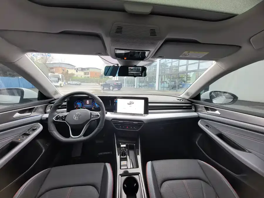 Volkswagen Lamando 2024 Lingdu Lingdu L 280TSI DSG Cool Edition 2024 — миниатюра 3