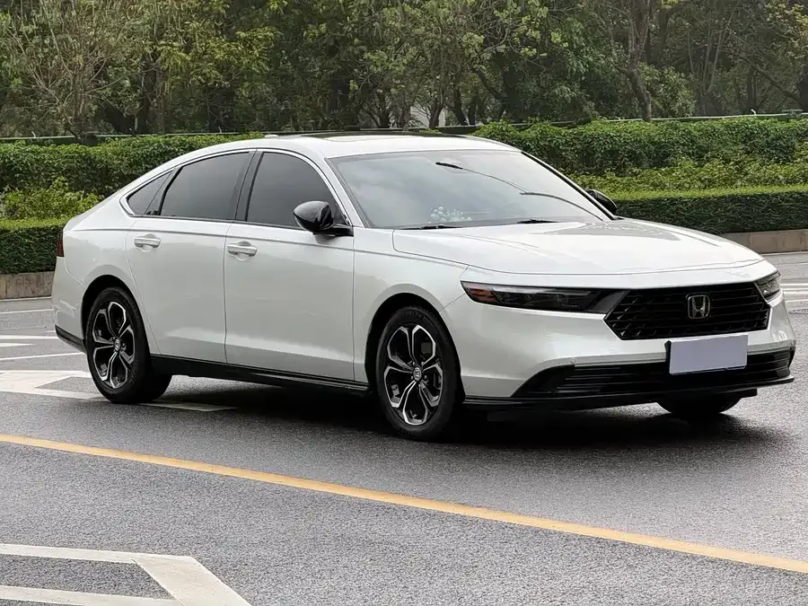 Honda Accord Accord 2023 260TURBO Smart Edition 2023 — миниатюра 3
