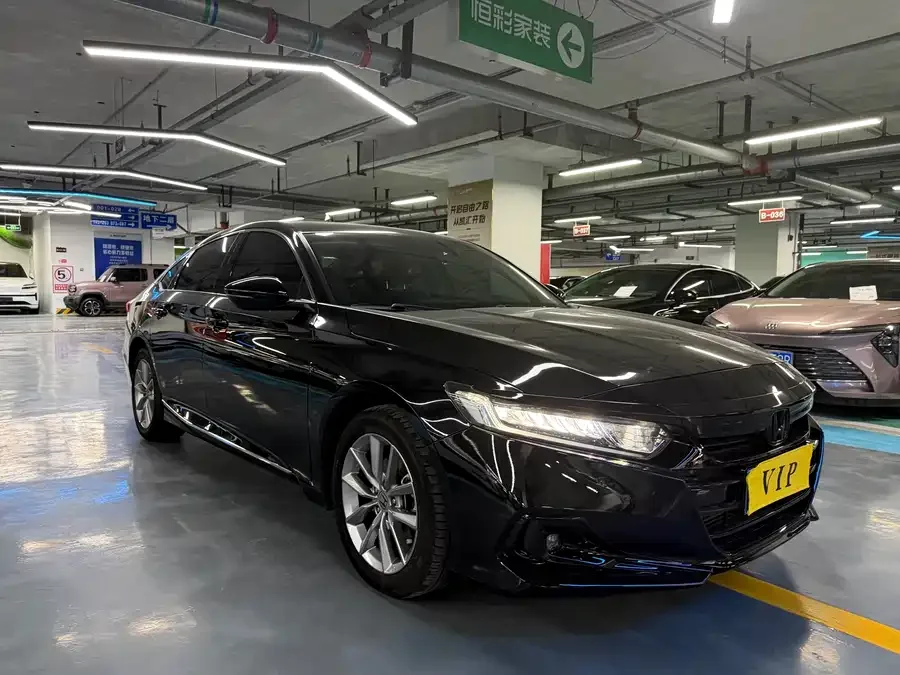 Honda Accord Accord 2022 260TURBO Deluxe Edition 2022 — миниатюра 3