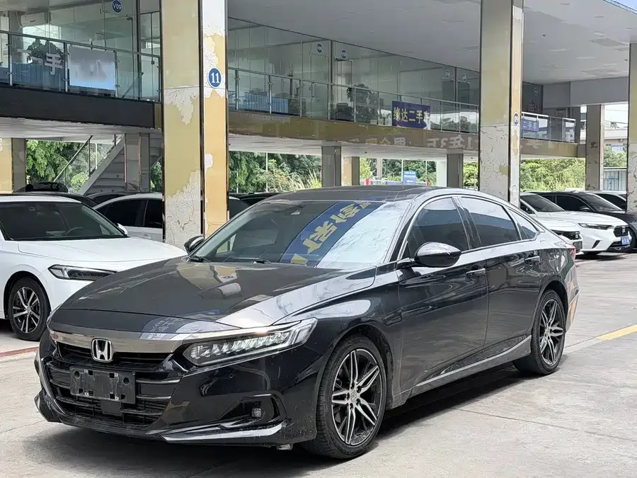 Honda Accord 2022 Accord 260TURBO Fantasy Night Premium Edition 2023 — фото 1, купить с доставкой в Москву