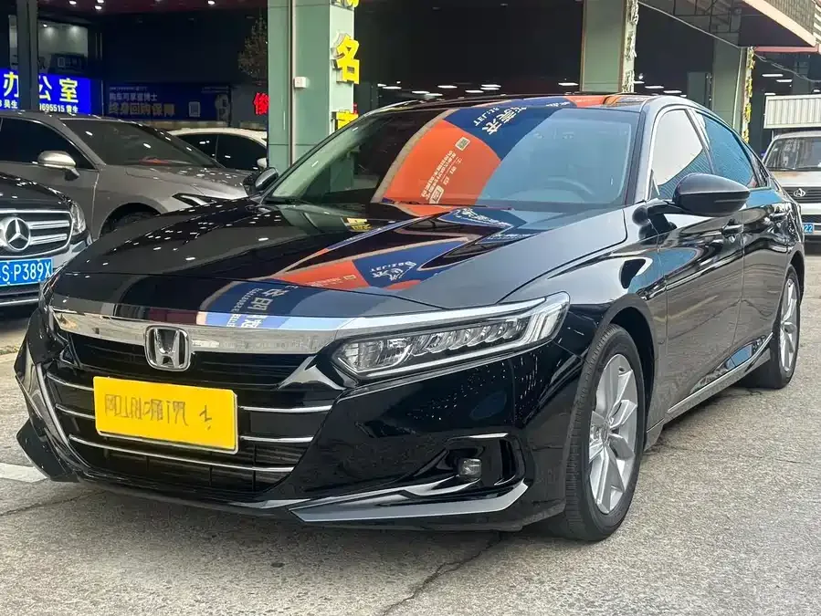 Honda Accord Accord 2022 260TURBO Deluxe Edition 2023 — фото 1, купить с доставкой в Москву