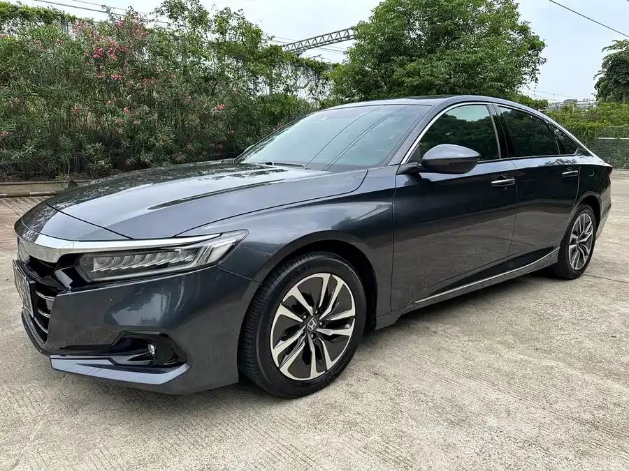 Honda Accord 2022 Accord Hybrid 2.0L Sharp Edition 2022 — миниатюра 2