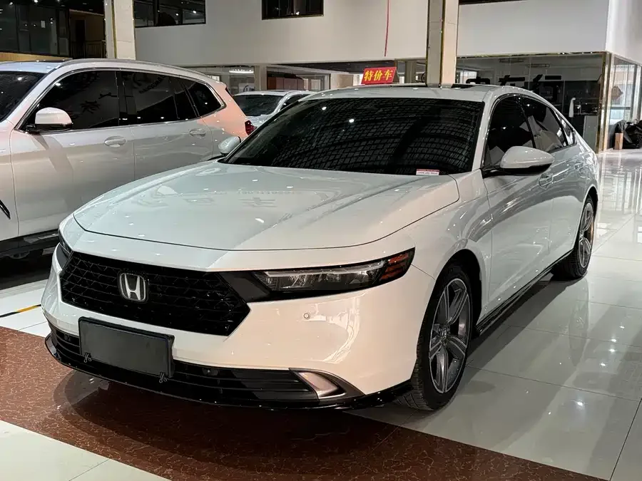 Honda Accord Accord 2023 260TURBO Excellence Edition 2023 — фото 1, купить с доставкой в Москву
