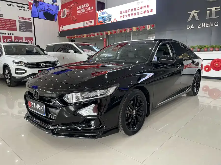 Honda Accord Accord 2022 260TURBO Deluxe Edition 2022 — фото 1, купить с доставкой в Москву