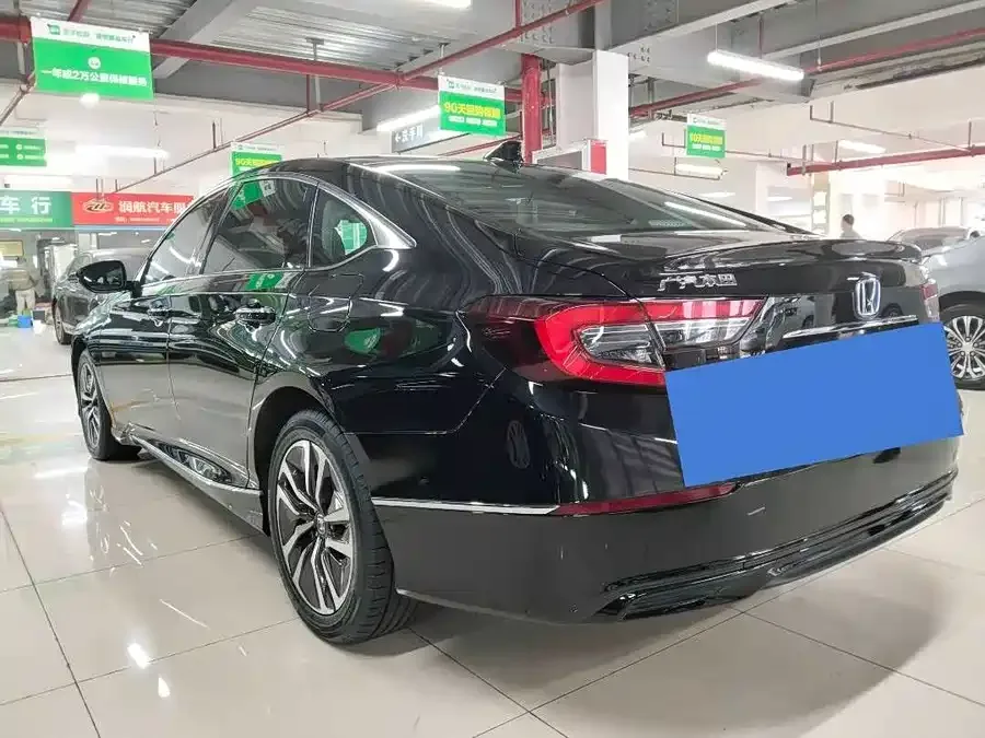 Honda Accord 2022 Accord Hybrid 2.0L Sharp Edition 2023 — миниатюра 2